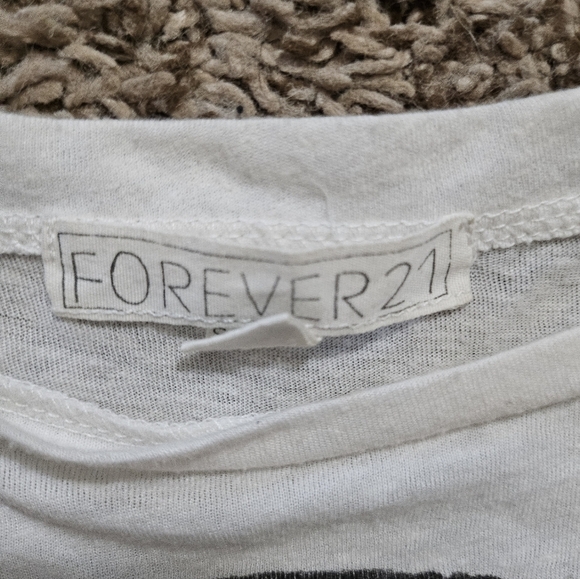 Vintage Style Madonna 1993 The Girlie Show Cropped Tee - Picture 2 of 11